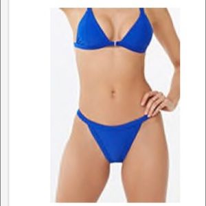 Small bikini top and medium bikini bottom